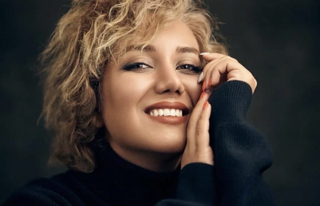 Bita Azimi - بی‌تا عظیمی